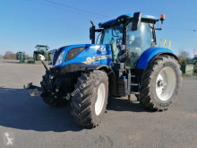Tractor agrícola New Holland usado