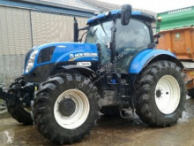 Tractor agrícola New Holland usado