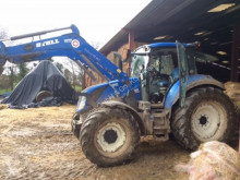 Traktor New Holland ojazdený