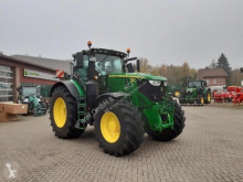 Trattore agricolo John Deere usato