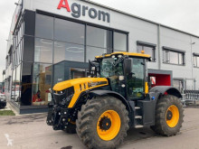 Trattore agricolo JCB usato