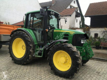Tractor agrícola John Deere usado