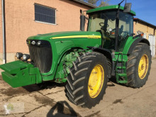 Tracteur agricole John Deere 8320