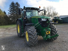 Tractor agrícola John Deere usado