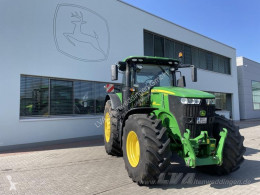 Mezőgazdasági traktor John Deere használt