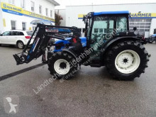 Tractor agrícola New Holland usado