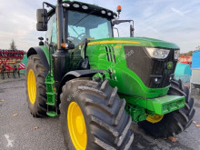Trattore agricolo John Deere usato