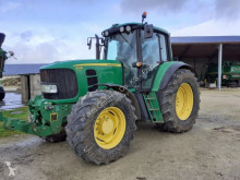 Tractor agrícola John Deere usado