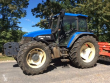 Tractor agrícola New Holland usado