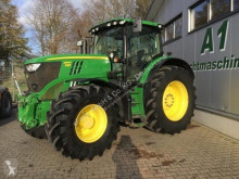 Trattore agricolo John Deere usato