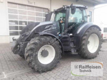 Zemědělský traktor Valtra použitý