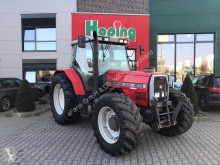 Ciągnik rolniczy Massey Ferguson używany