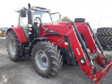 Tractor agrícola Massey Ferguson usado