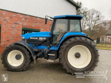 Tractor agrícola New Holland usado