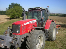 Trattore agricolo Massey Ferguson usato
