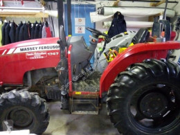 Zemědělský traktor Massey Ferguson použitý