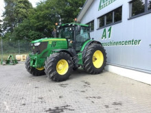 Tractor agrícola John Deere usado
