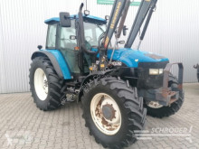 Tracteur agricole New Holland
