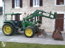 Tracteur ancien John Deere 3200