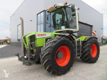 Tractor agrícola Claas Xerion 3300 VC usado