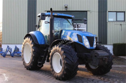 Trattore agricolo New Holland T7030 Power Command usato