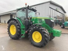 Tractor agrícola John Deere usado