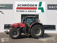 Zemědělský traktor Massey Ferguson