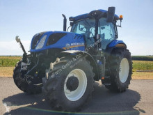 Mezőgazdasági traktor New Holland használt