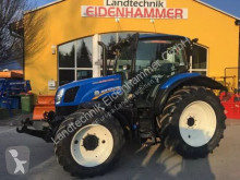 Mezőgazdasági traktor New Holland használt