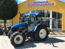 Mezőgazdasági traktor New Holland használt