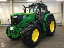 Trattore agricolo John Deere usato