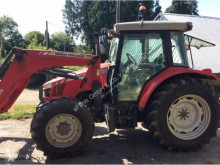 Trattore agricolo Massey Ferguson usato