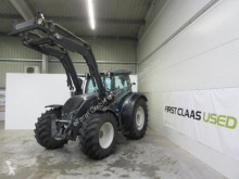 Trattore agricolo Valtra usato