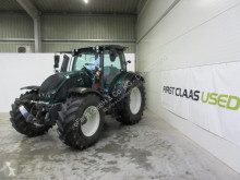 Tractor agrícola Valtra usado