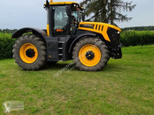 Trattore agricolo JCB 8330 usato