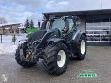 Valtra Landwirtschaftstraktor gebrauchter