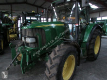 Tractor agrícola John Deere usado