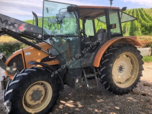 Zemědělský traktor Renault použitý