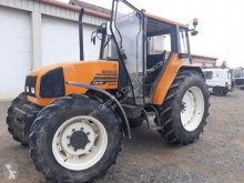 Trattore agricolo Renault