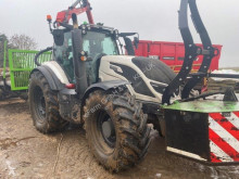 Valtra Landwirtschaftstraktor gebrauchter