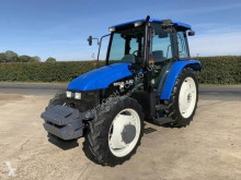 جرار زراعي New Holland مستعمل