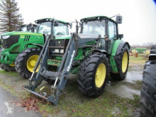 Lantbrukstraktor John Deere 6630 mit Frontlader begagnad