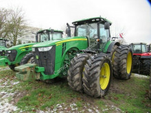جرار زراعي John Deere 8270R mit Zwillingsbereifung مستعمل