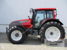 Traktor Valtra ojazdený