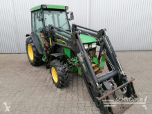 Trattore agricolo John Deere usato