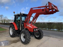 Tractor agrícola Massey Ferguson usado