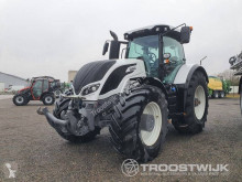 Tracteur agricole