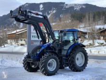 Mezőgazdasági traktor Valtra használt