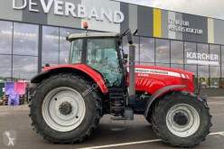Trattore agricolo Massey Ferguson