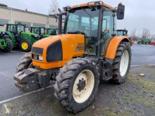 Zemědělský traktor Renault použitý